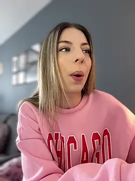 Mia Ethan online show from March 21, 2026, 8:30 am