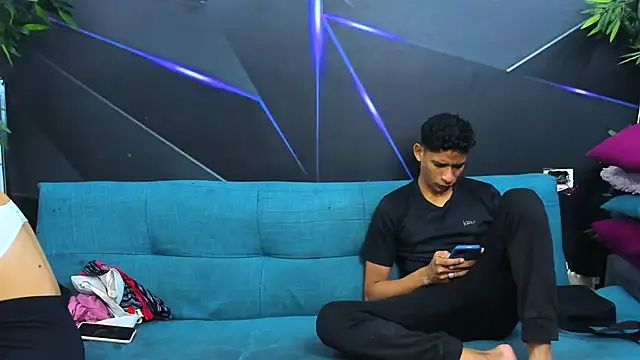 playsgirlhot online show from February 17, 2025, 11:13 am