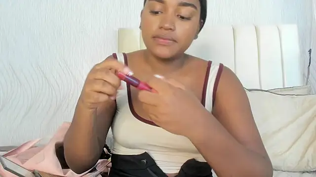 Snapshot of kayna_gomez chatting on April 23, 2026, 7:16 pm kayna gomez online show from April 23, 2026, 7:16 pm