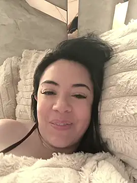 Bella fournier online show from April 3, 2026, 8:34 am