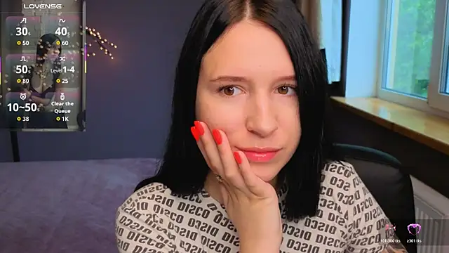 Snapshot of KarolinaBlacks chatting on June 4, 2026, 5:24 am KarolinaBlacks online show from June 4, 2026, 5:24 am