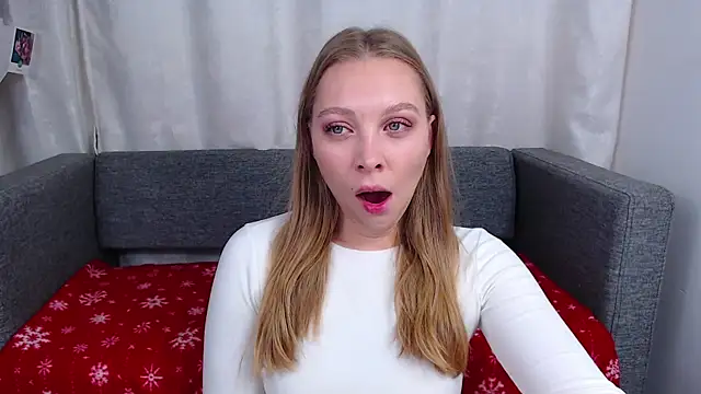 Snapshot of bellaa_love_ chatting on November 18, 2025, 12:05 am bellaa love online show from November 18, 2025, 12:05 am