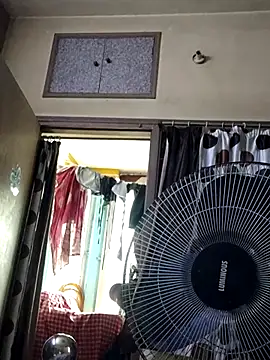 yoursweety09 online show from March 13, 2025, 6:37 am