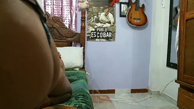 pamelaykamila online show from January 9, 2025, 3:55 pm