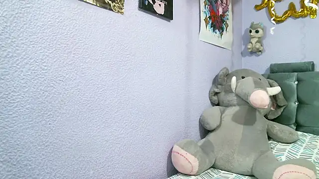 pamelaykamila online show from March 16, 2025, 5:47 am