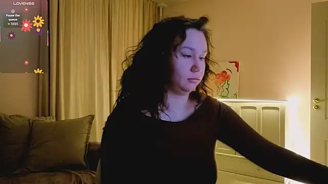 Snapshot of Alisia_Mars chatting on November 27, 2025, 4:47 am Alisia Mars online show from November 27, 2025, 4:47 am