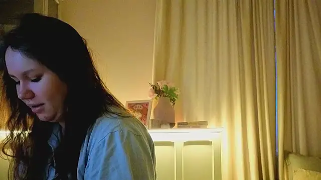 Alisia Mars online show from February 14, 2026, 5:15 am