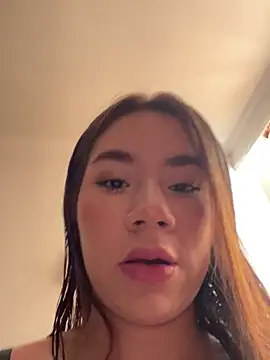 Im Valen Cute online show from March 24, 2026, 7:30 pm