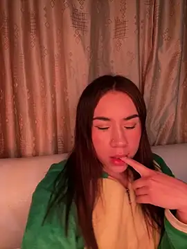 Im Valen Cute online show from March 26, 2026, 3:12 am