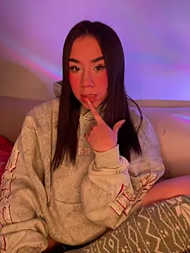 Im Valen Cute online show from July 29, 2026, 2:21 am