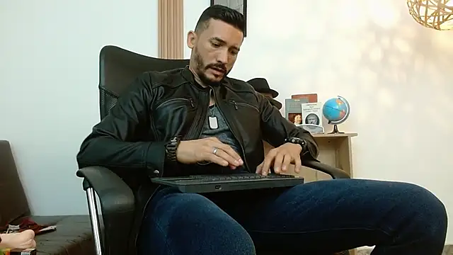 Reiko 85  online show from February 14, 2025, 12:41 am