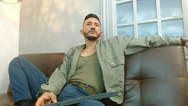 Reiko 85  online show from March 7, 2025, 1:42 am