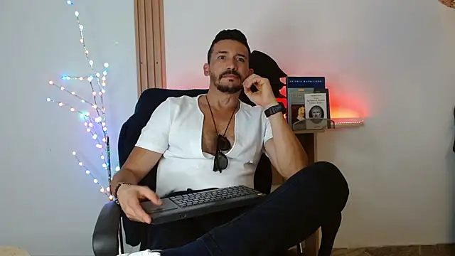 Reiko 85  online show from January 10, 2026, 7:26 pm