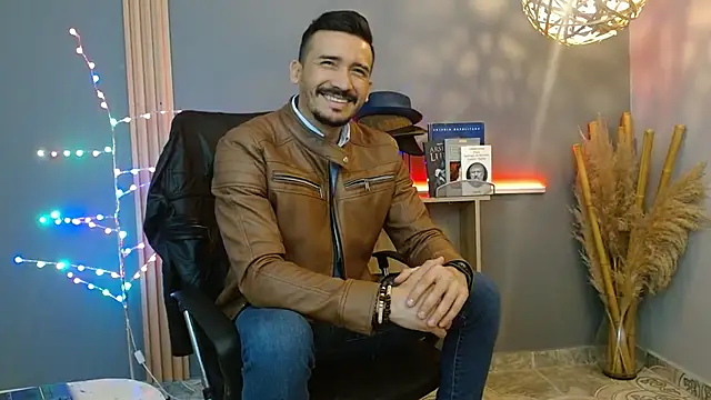 Reiko 85  online show from February 21, 2026, 7:15 pm