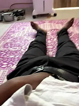 deshi boybig online show from November 18, 2025, 8:30 am