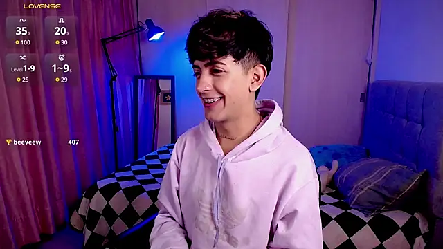 teobowny  online show from January 21, 2025, 4:27 pm