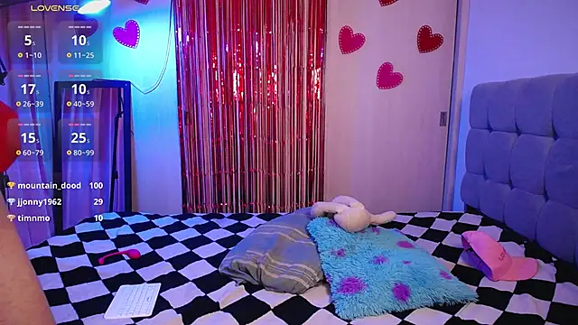 teobowny  online show from February 13, 2025, 7:10 pm