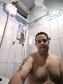 Topezinho123 online show from May 16, 2026, 9:35 pm