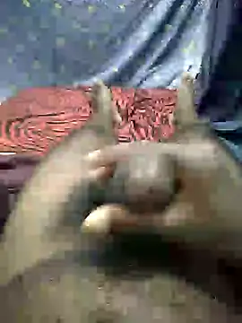 mallucallboy2104 online show from December 25, 2024, 7:34 pm