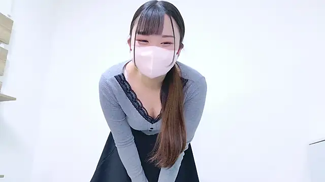 Snapshot of MAIKA_pyon chatting on December 11, 2024, 1:28 pm MAIKA pyon online show from December 11, 2024, 1:28 pm