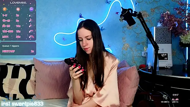 Snapshot of Anal_Girl_ chatting on January 11, 2025, 4:14 pm Anal Girl online show from January 11, 2025, 4:14 pm