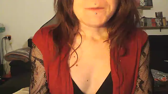 Snapshot of complicata_mente chatting on December 24, 2024, 10:28 pm complicata mente online show from December 24, 2024, 10:28 pm