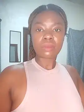 Luciouslips00 online show from December 9, 2024, 7:39 pm