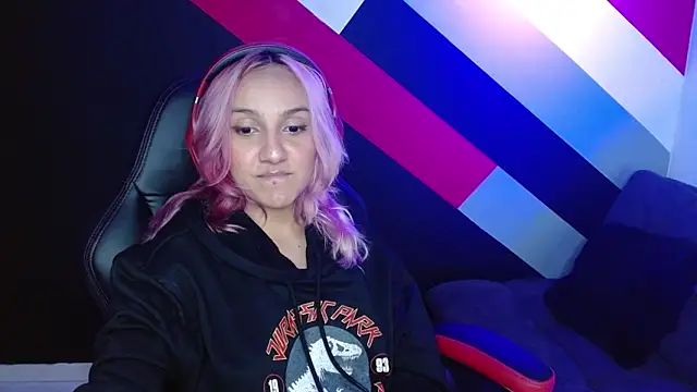 Alterego1   online show from March 18, 2025, 9:10 pm