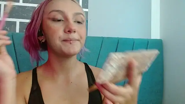 Alterego1   online show from November 8, 2025, 11:54 am