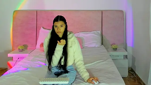 Snapshot of alanaget1 chatting on January 2, 2025, 3:37 am alanaget1 online show from January 2, 2025, 3:37 am