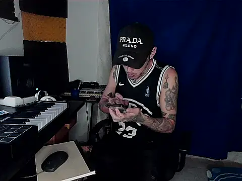 patrik tattoo  online show from January 23, 2025, 4:41 am