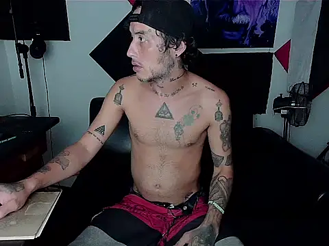 patrik tattoo  online show from September 21, 2025, 8:54 pm