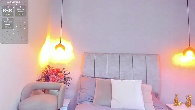 Snapshot of tutu_milf chatting on November 8, 2025, 7:12 pm tutu milf online show from November 8, 2025, 7:12 pm