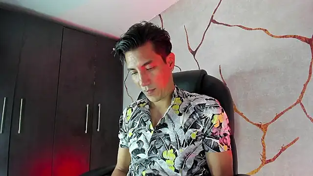 EdwardVlad online show from December 7, 2024, 6:15 pm