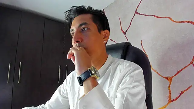 EdwardVlad online show from December 9, 2024, 7:39 pm