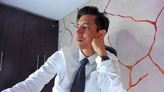 EdwardVlad online show from December 11, 2024, 10:16 pm