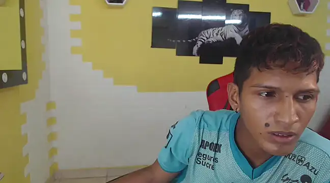 mau elixxx online show from January 10, 2025, 5:15 am