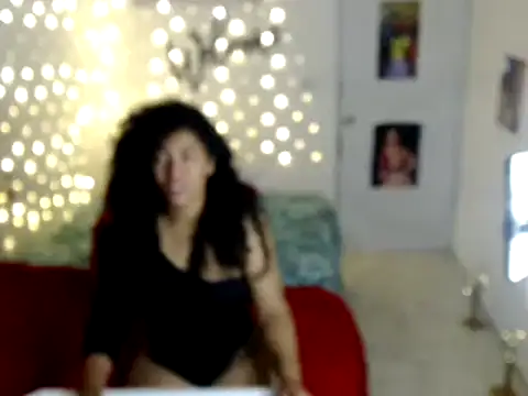 bellacrespalatina online show from December 3, 2024, 1:52 am