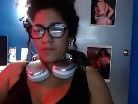 bellacrespalatina online show from November 8, 2025, 1:28 am