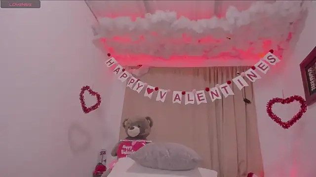 Lauu G online show from February 4, 2025, 2:07 am