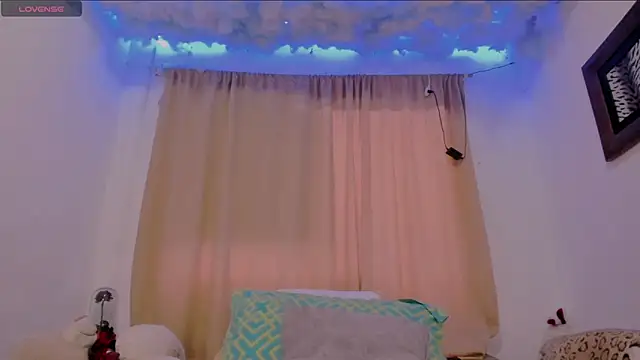 Lauu G online show from March 5, 2025, 11:05 pm