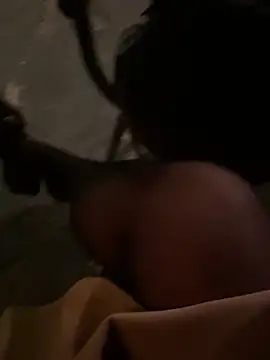 Snapshot of Jade_Zephyra chatting on February 15, 2025, 4:14 am Jade Zephyra online show from February 15, 2025, 4:14 am