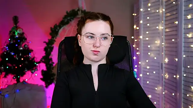 AnnTerry  online show from December 28, 2024, 12:35 pm