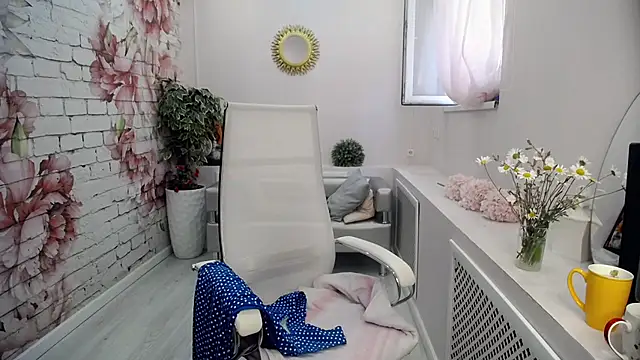 Cutie Asya online show from June 29, 2026, 4:30 am