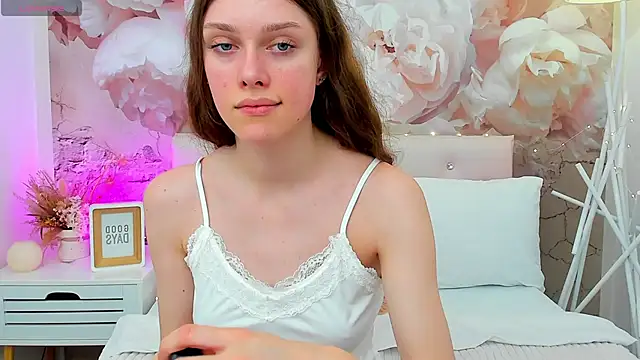 JaneBrowni online show from November 27, 2025, 1:13 pm