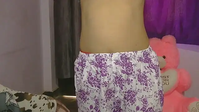 cutie-taara online show from March 1, 2026, 3:41 am