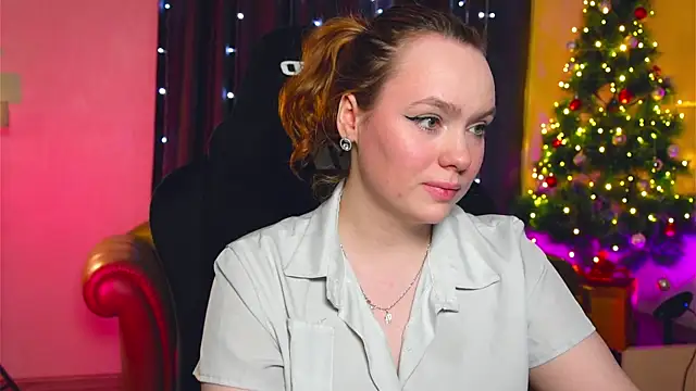 Snapshot of Kari_Lunna chatting on January 4, 2025, 3:40 am Kari Lunna online show from January 4, 2025, 3:40 am