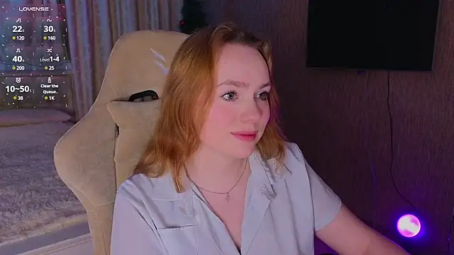 Snapshot of Kari_Lunna chatting on January 10, 2025, 3:18 am Kari Lunna online show from January 10, 2025, 3:18 am