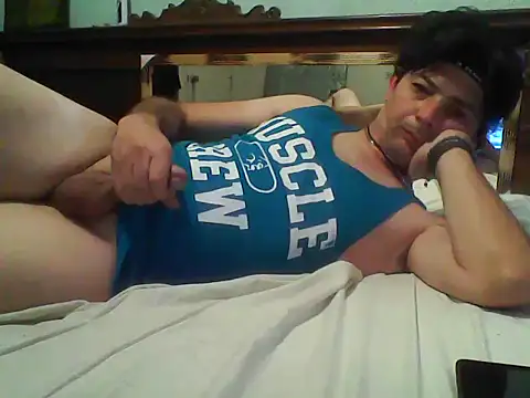 frank32love online show from April 2, 2026, 1:53 pm