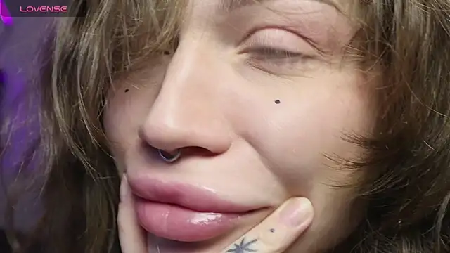 PaulaPratt online show from January 17, 2026, 5:34 am